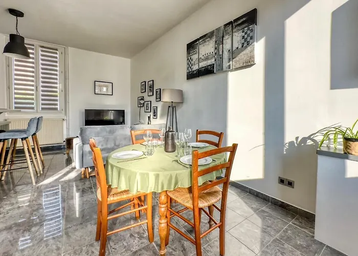 公寓 La Saint Joseph 贡比涅